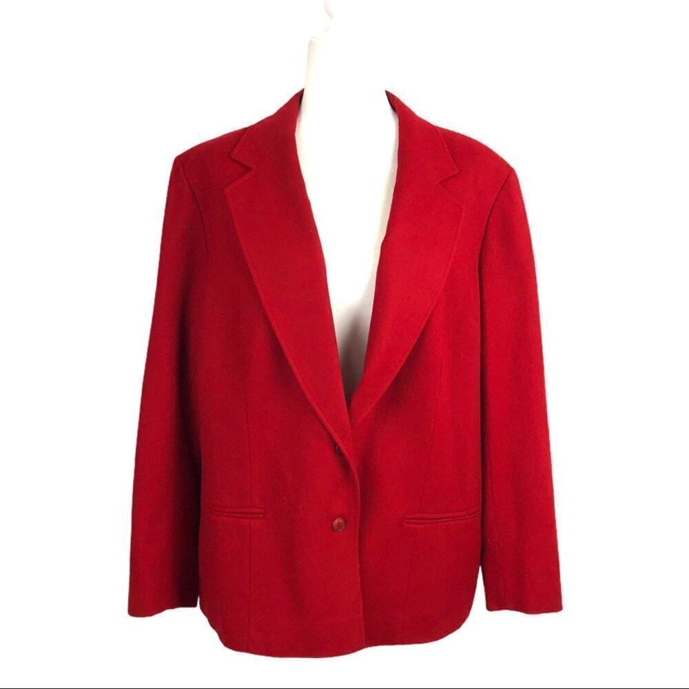 VTG Pendleton Red 100% Virgin Wool Blazer Button